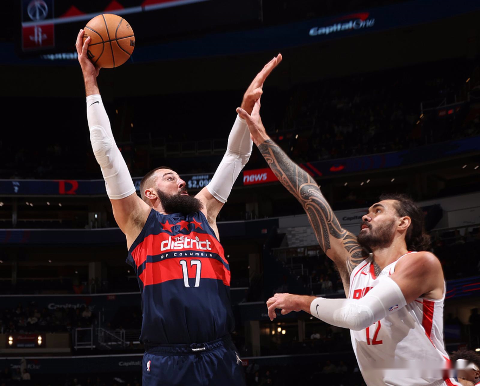 格林复出首战，逆转取胜状态火爆，爆发新星成为焦点！