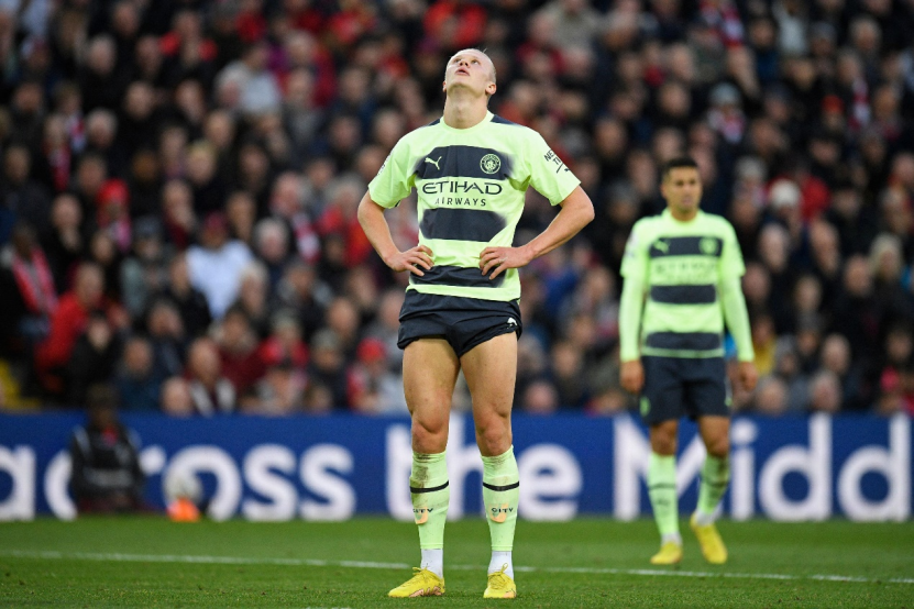 哈兰德在利物浦比赛中比分优势明显，出色防守引发热议！的简单介绍